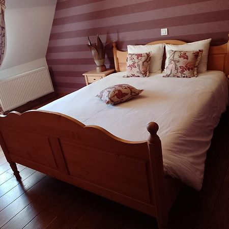 Chateau-Ferme De Pondrome Beauraing Bagian luar foto