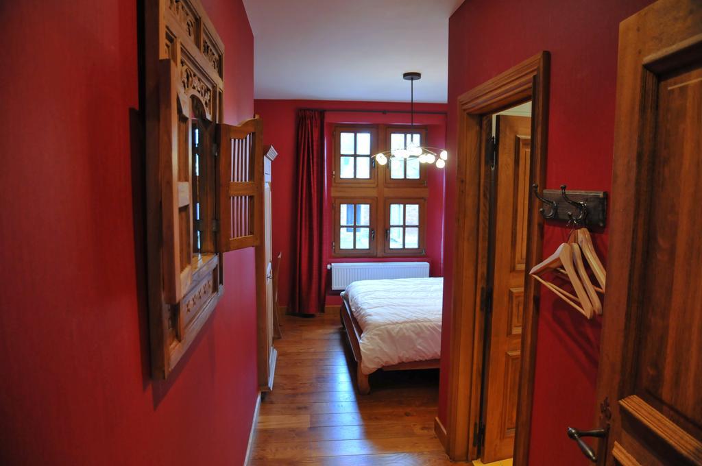 Chateau-Ferme De Pondrome Beauraing Bagian luar foto