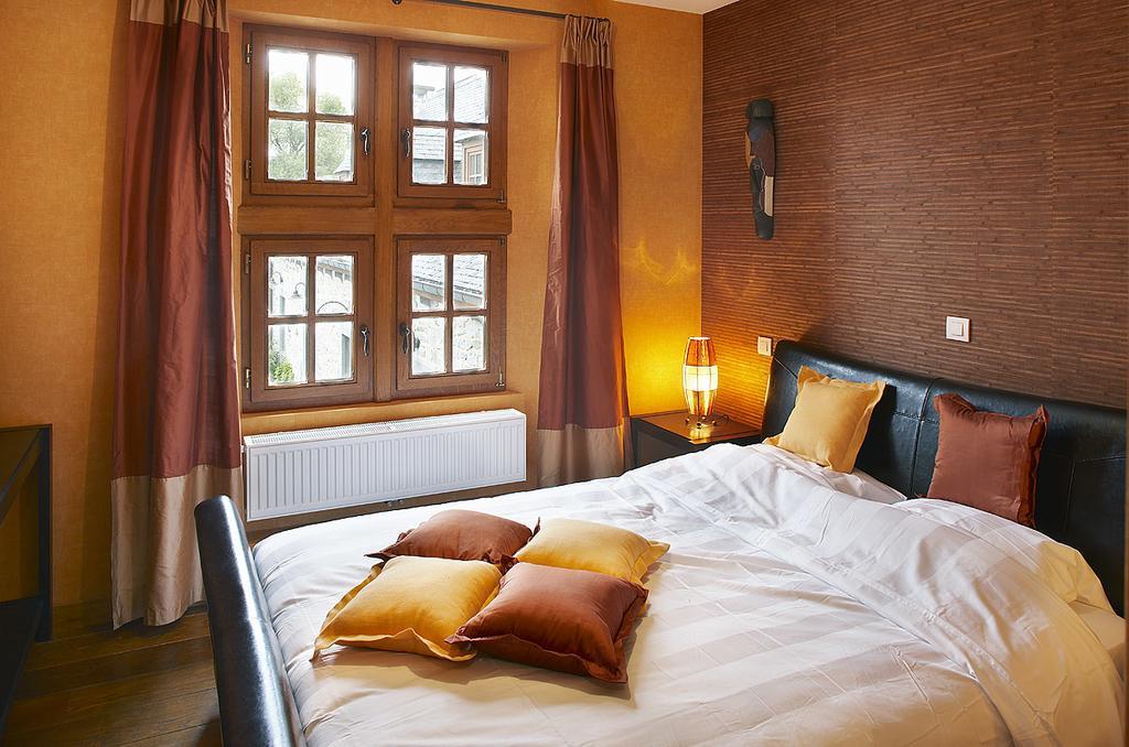 Chateau-Ferme De Pondrome Beauraing Bagian luar foto